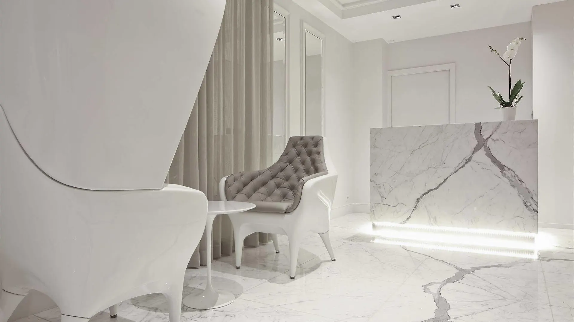 R De - Boutique 4* Paris
