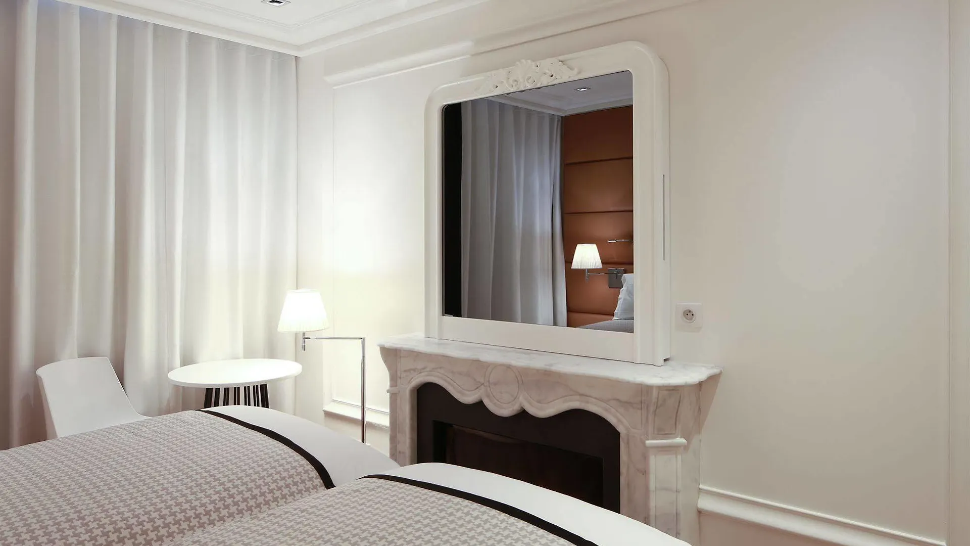 R De - Boutique Hotel