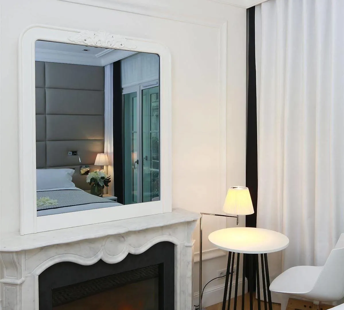R De - Boutique Paris